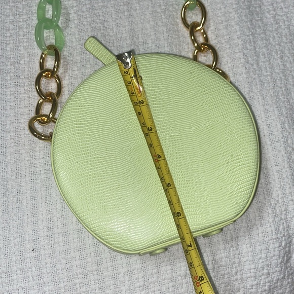 Nwot JW PEI Lime Green Luna Gradient Acrylic Chain Lizard Pattern Vegan bag - Picture 8 of 14